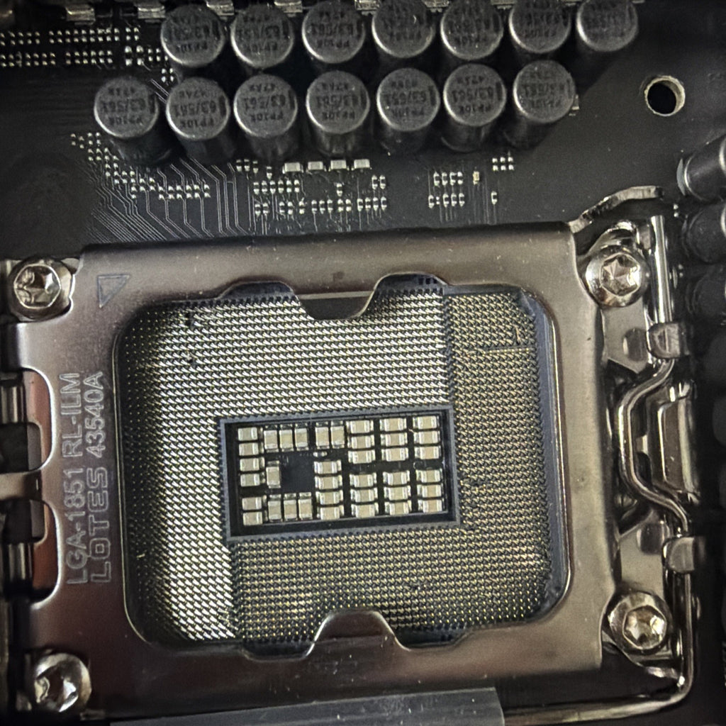 ASUS ROG MAXIMUS Z890 HERO Motherboard Fast delivery