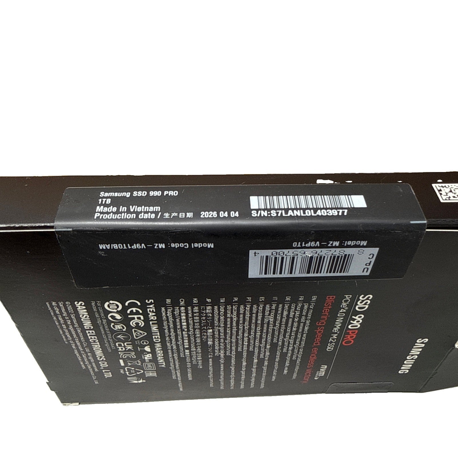 Samsung 990 PRO 1TB NVMe M.2 PCIe 4.0 SSD – MZ-V9P1T0B/AM