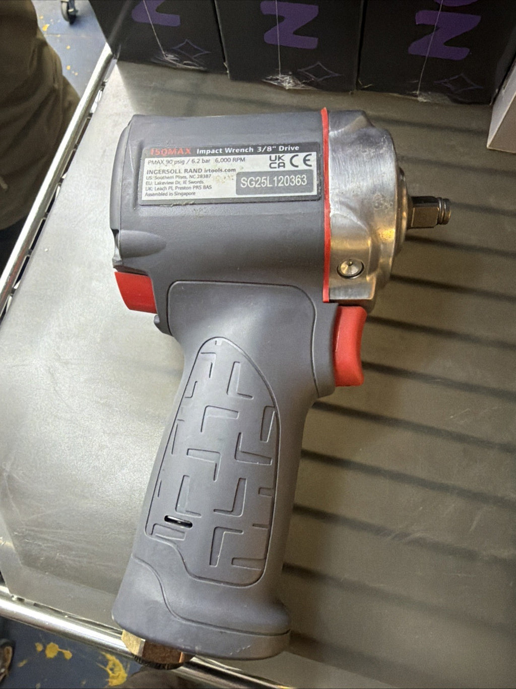 Ingersoll Rand 2115TiMAX 3/8" Air Impact Wrench 300 ft-lb Torque Titanium Cage