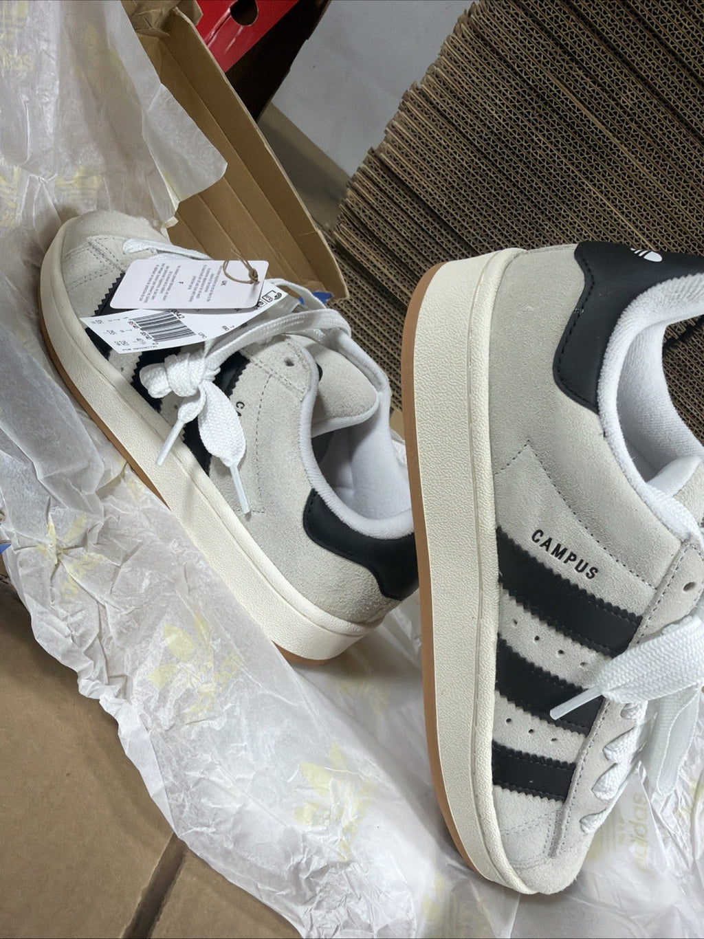 Brand New Adidas Campus’s Women’s Size 8.5