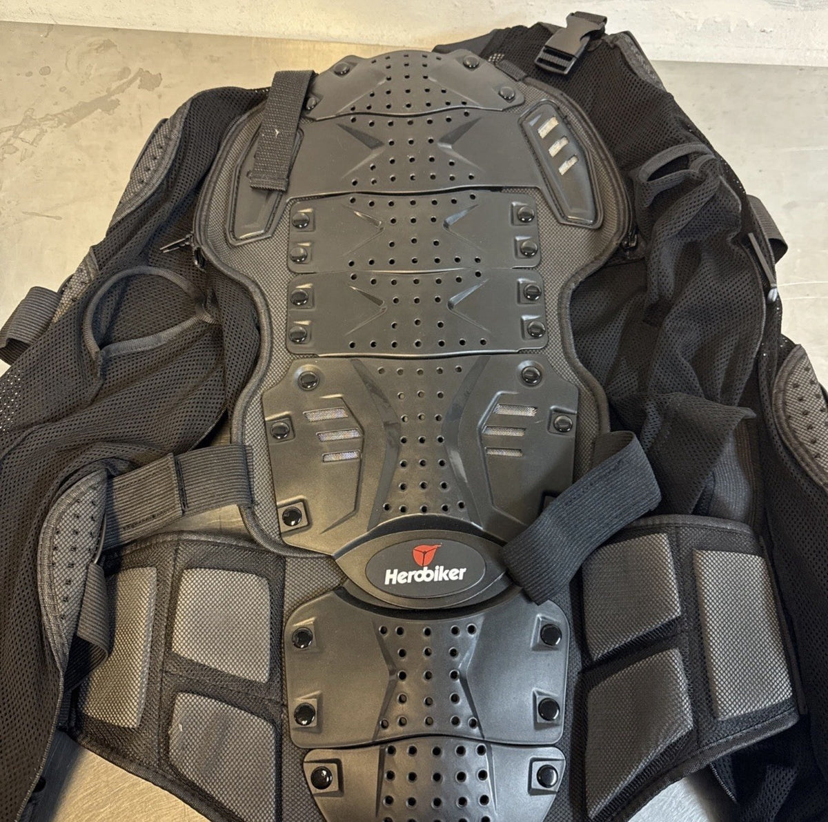 HEROBIKER Motorcycle Full Body Armor Jacket spine chest protection gear