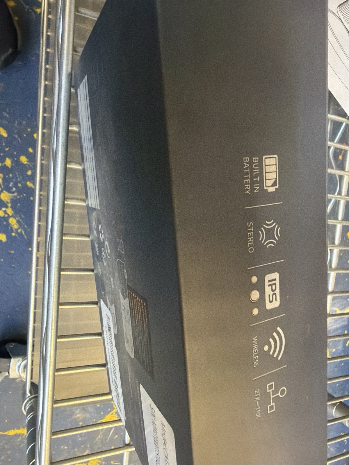 Neewer CM28 Professional Wireless Lavalier Microphone w/ Charging Case *Open-box