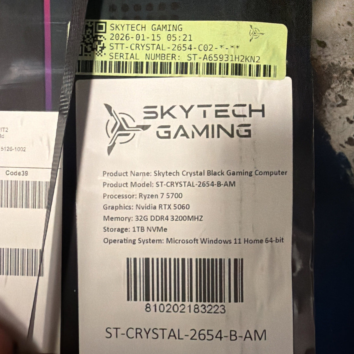 20 / Skytech Gaming Crystal Gaming PC, AMD Ryzen 7 5700 3.7GHz, NVIDIA RTX 5060