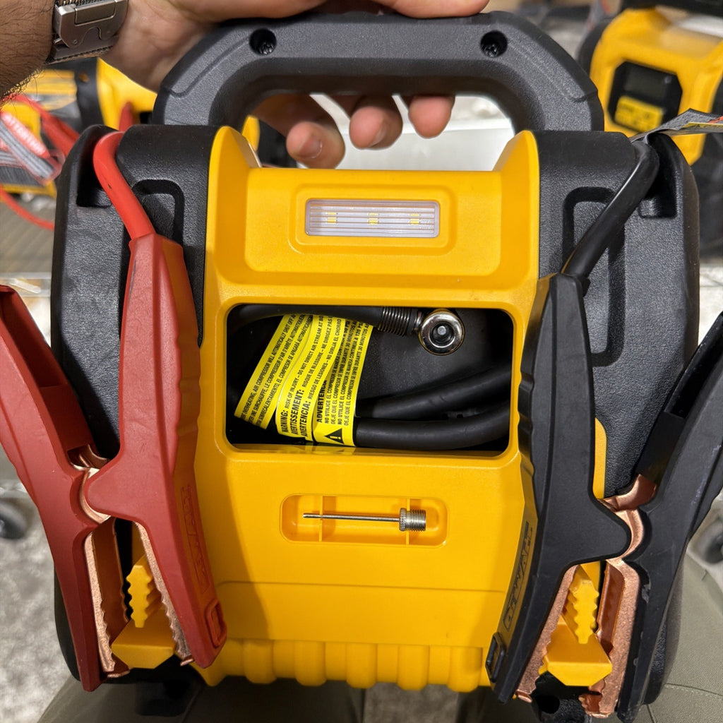 DEWALT DXAELJC20 Jump Starter – 2000A, 120 PSI Compressor, Inverter