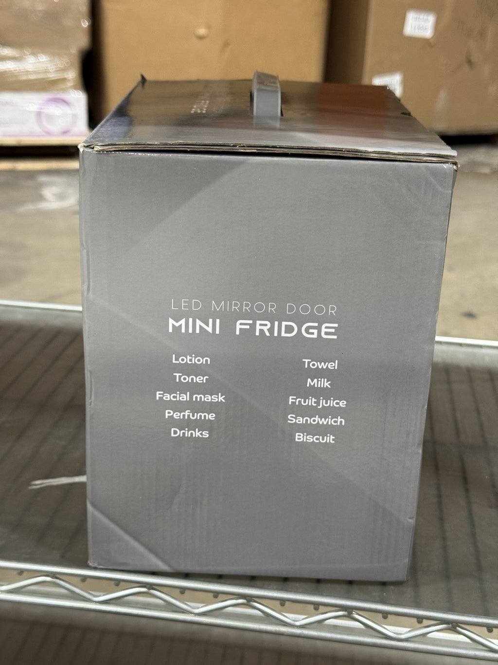 PERSONAL CHILLER LED LIGHTED MINI FRIDGE WITH MIRROR DOOR, WHITE *DM