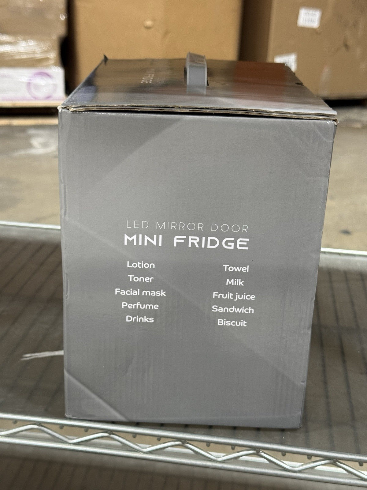 PERSONAL CHILLER LED LIGHTED MINI FRIDGE WITH MIRROR DOOR, WHITE *DM