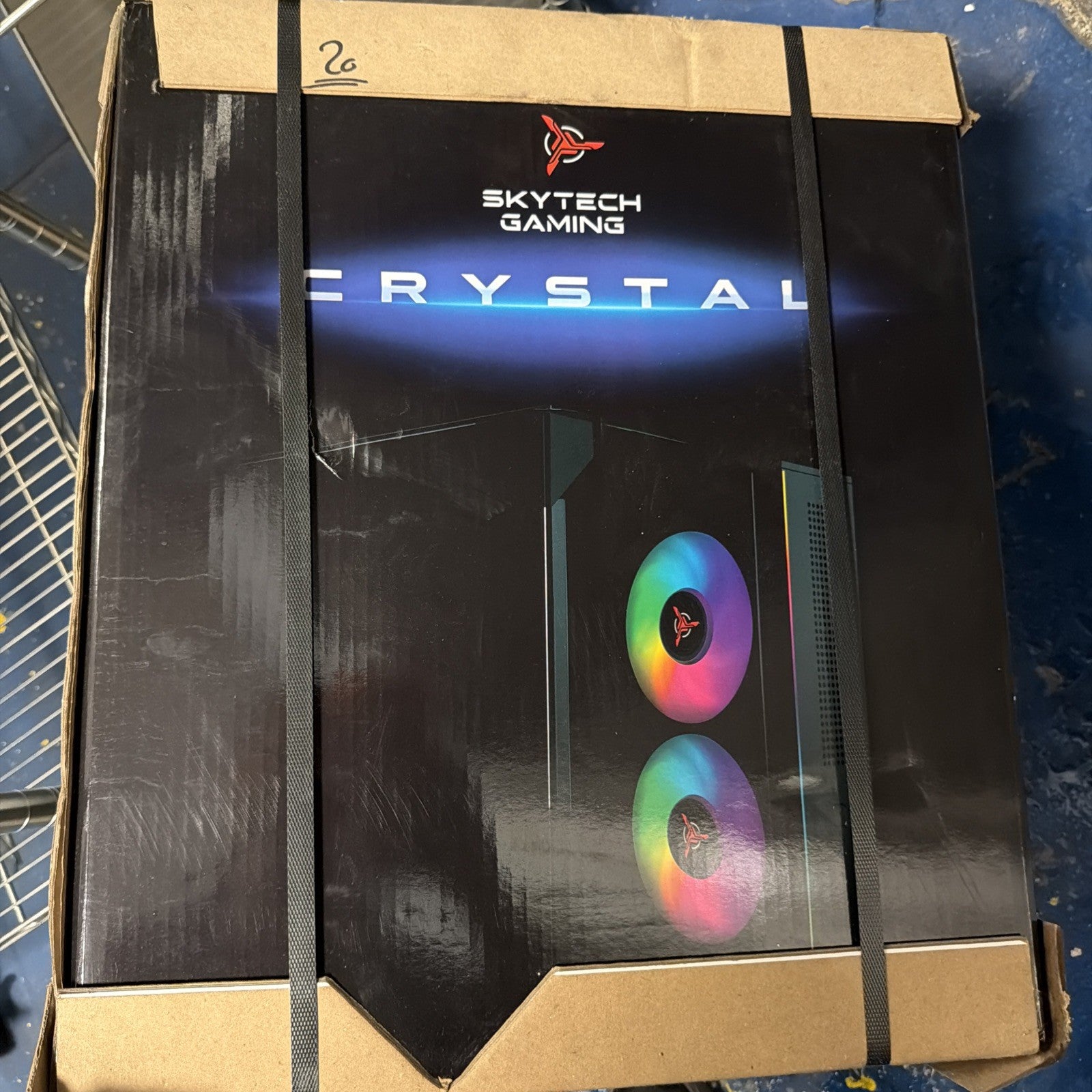 20 / Skytech Gaming Crystal Gaming PC, AMD Ryzen 7 5700 3.7GHz, NVIDIA RTX 5060