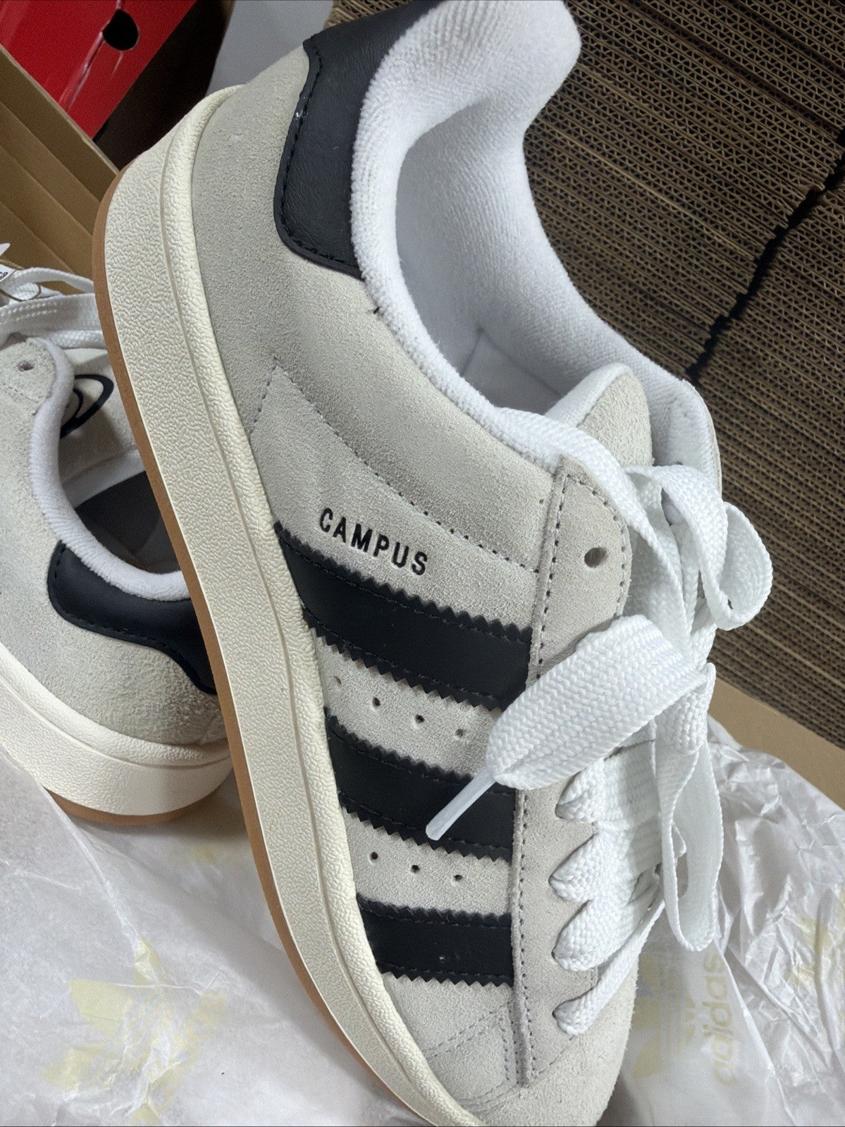 Brand New Adidas Campus’s Women’s Size 8.5