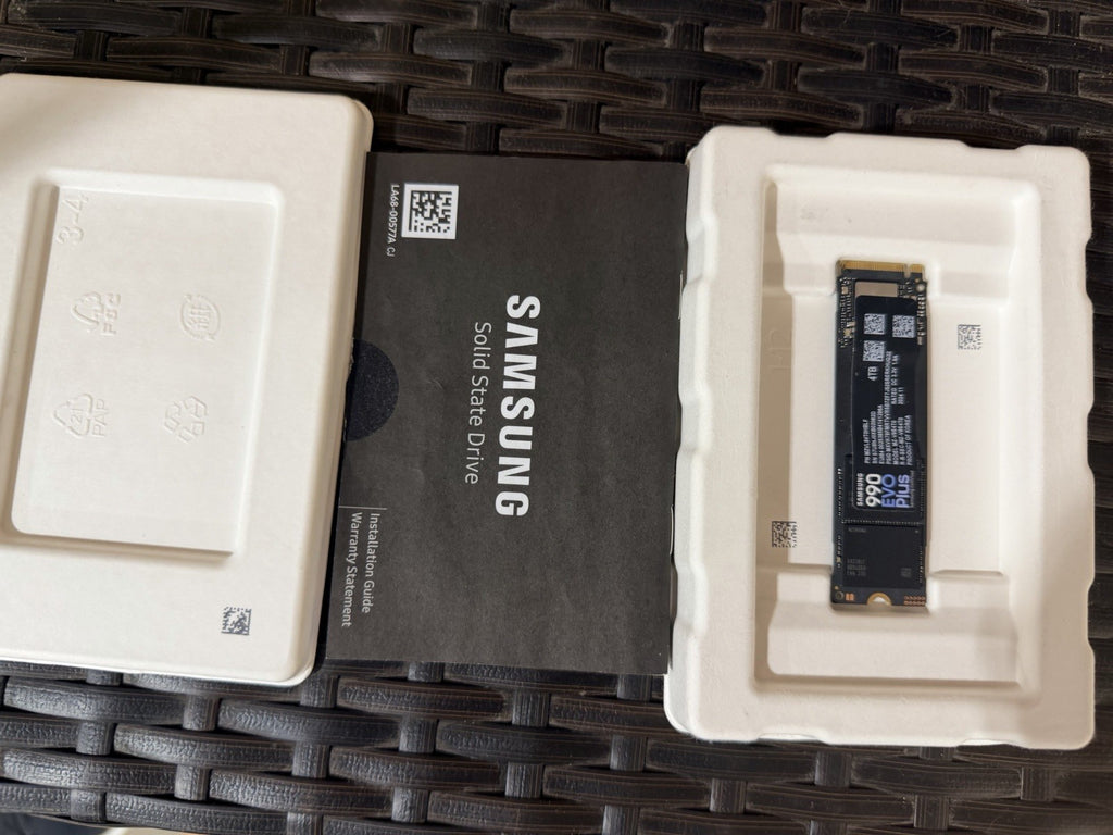 Samsung 990 EVO PLUS 4TB Internal SSD PCIe Gen 4 x4 NVMe Solid State