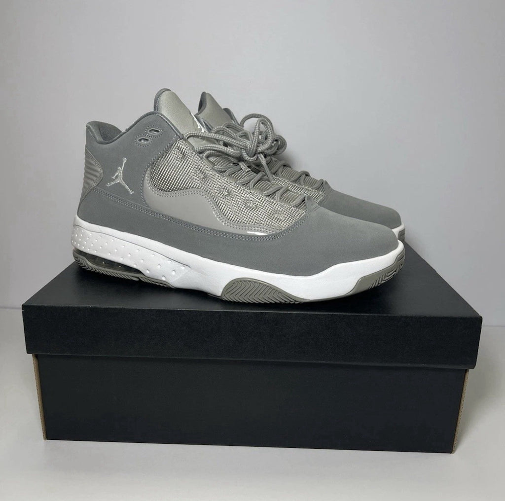 Size 10.5 - Jordan Max Aura 2 Medium Grey