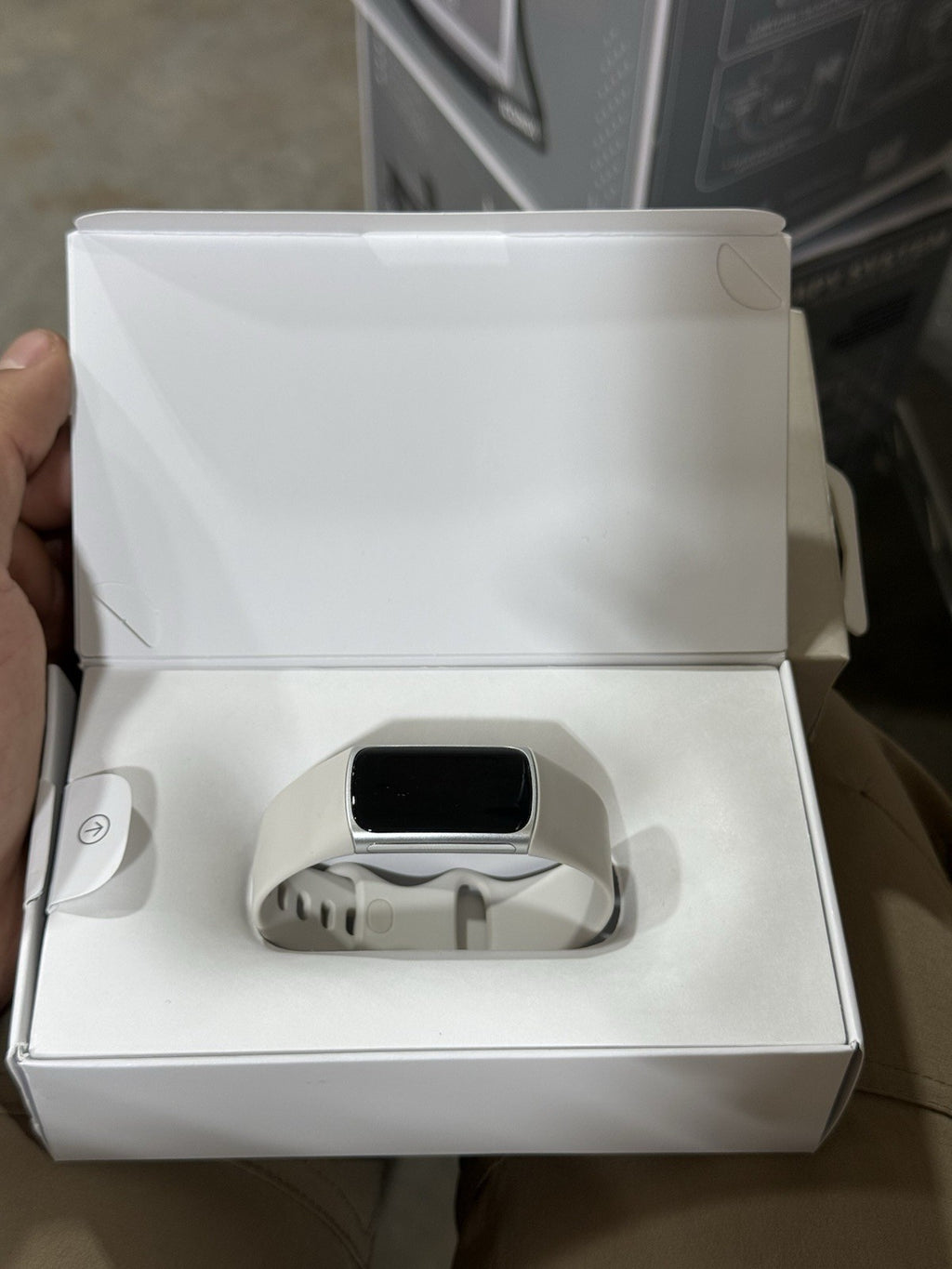 Fitbit Charge 6 GPS Fitness Tracker Heart Rate Porcelain Silver