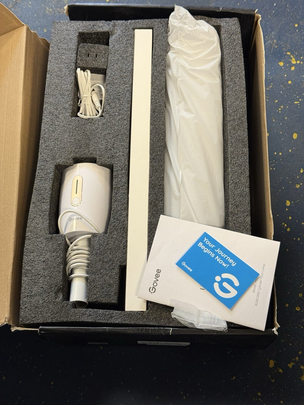 Govee RGBICWW Cylinder Floor  Lamp H6078 : Smart, LED, DIY Mode